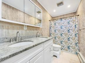 3 Avelaine Court, Babylon NY 11702