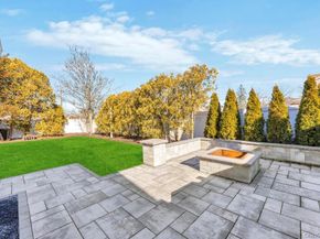 3 Avelaine Court, Babylon NY 11702