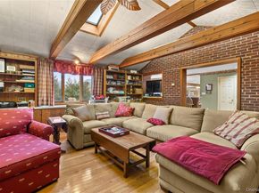 66 Davison Lane E, West Islip NY 11795