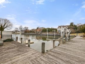 66 Davison Lane E, West Islip NY 11795