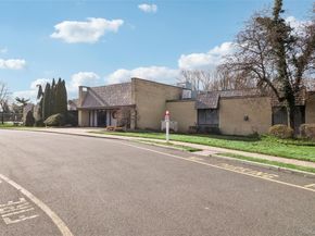 901 Fenway Road, Saint James NY 11780