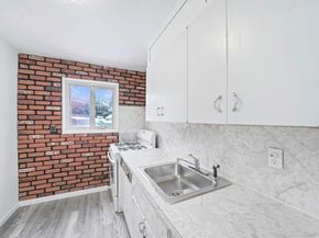 1346 Bell Blvd 211, Bayside NY 11360