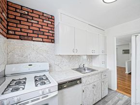 1346 Bell Blvd 211, Bayside NY 11360