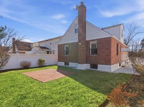 115-11 Parkway Drive, Elmont NY 11003