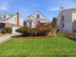 115-11 Parkway Drive, Elmont NY 11003