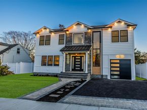 2570 Aster Place S, Westbury NY 11590
