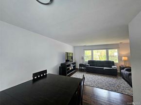 31 Brookhaven Drive, Rocky Point NY 11778