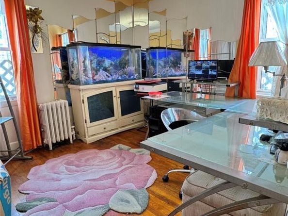 115-46 W Van Wyck Expressway, South Ozone Park NY 11420