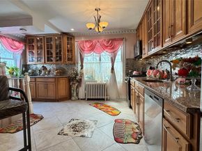 115-46 W Van Wyck Expressway, South Ozone Park NY 11420