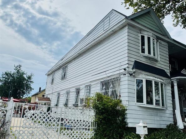 115-46 W Van Wyck Expressway, South Ozone Park NY 11420