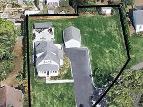24 Pegs Lane, Riverhead NY 11901