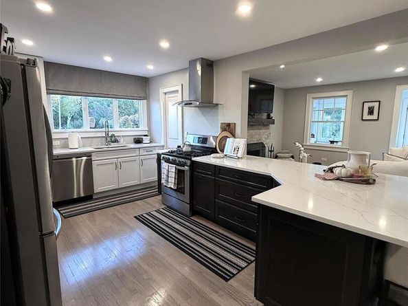 24 Pegs Lane, Riverhead NY 11901