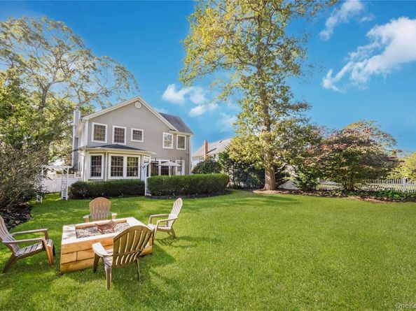 43 Pine Street, Sayville NY 11782
