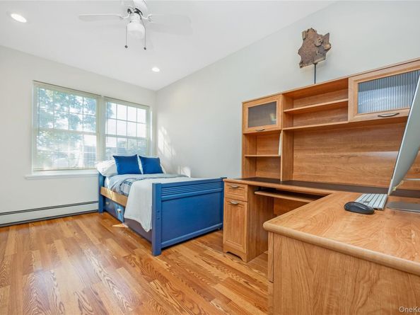 43 Pine Street, Sayville NY 11782