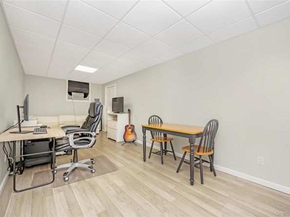 43 Pine Street, Sayville NY 11782