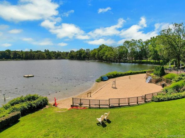 1279 California Road 2L, Eastchester NY 10709
