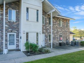 2 sierra ct 2, Coram NY 11727