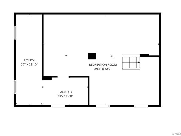 35 Burling Lane S, West Islip NY 11795