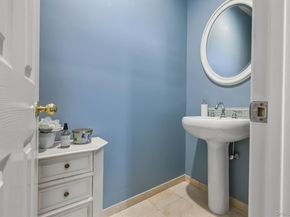 4 Rockledge Lane, Pleasantville NY 10570