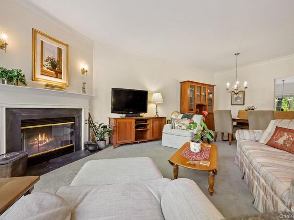 4 Rockledge Lane, Pleasantville NY 10570