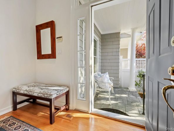 4 Rockledge Lane, Pleasantville NY 10570