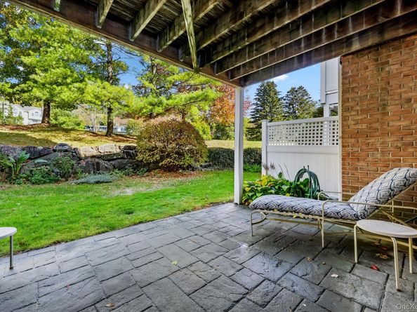 4 Rockledge Lane, Pleasantville NY 10570