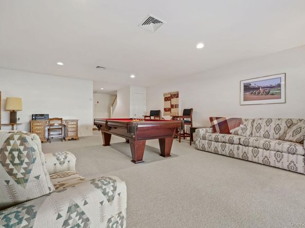 4 Rockledge Lane, Pleasantville NY 10570