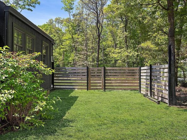 12 N Quarter Road, Westhampton NY 11977