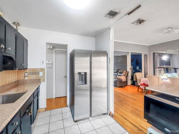 3 Francisco Avenue, Central Islip NY 11722