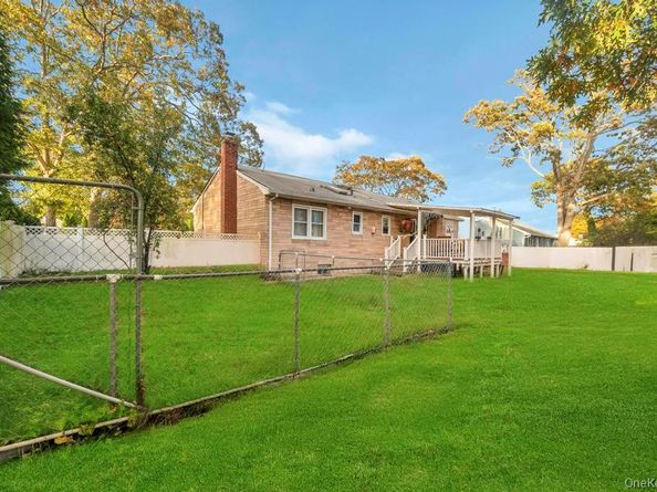 3 Francisco Avenue, Central Islip NY 11722
