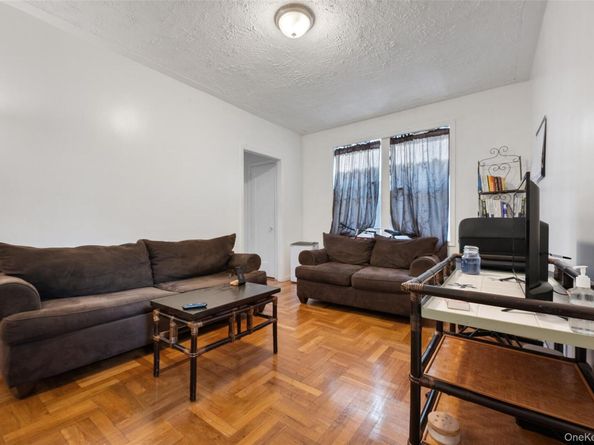 3957 Paulding Avenue, Bronx NY 10466