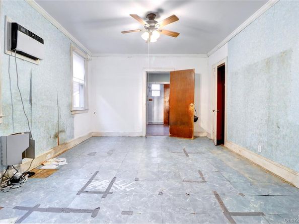 69-15 69th Place, Glendale NY 11385