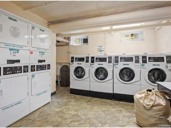 1 Bryant Crescent 2 L, White Plains NY 10605