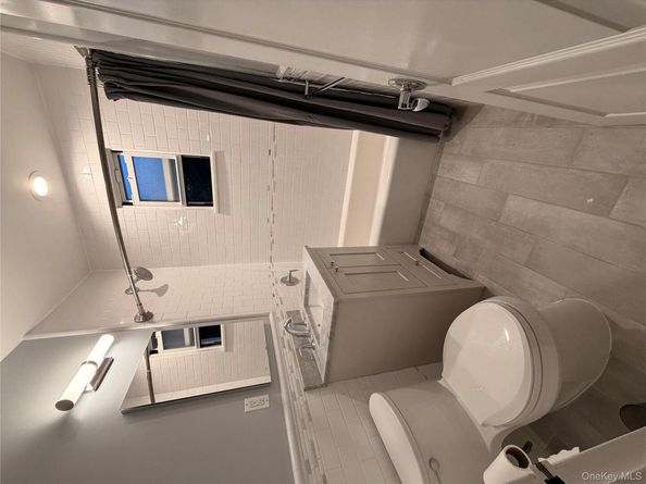 1 Bryant Crescent 2 L, White Plains NY 10605