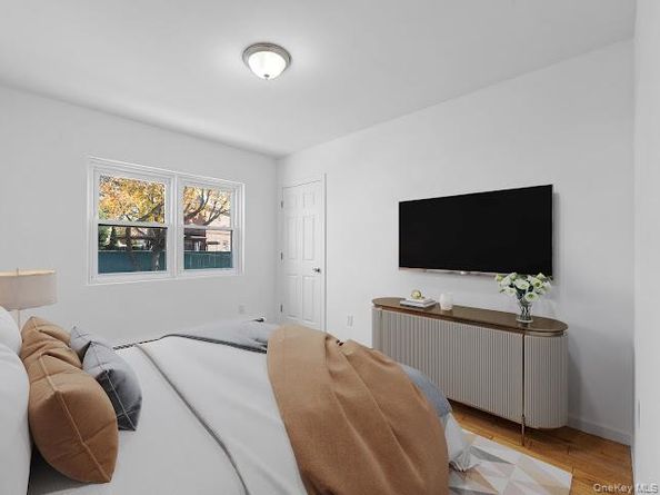 2037 Radcliff Avenue, Bronx NY 10462