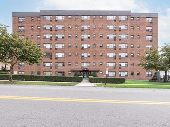 222 N Broadway