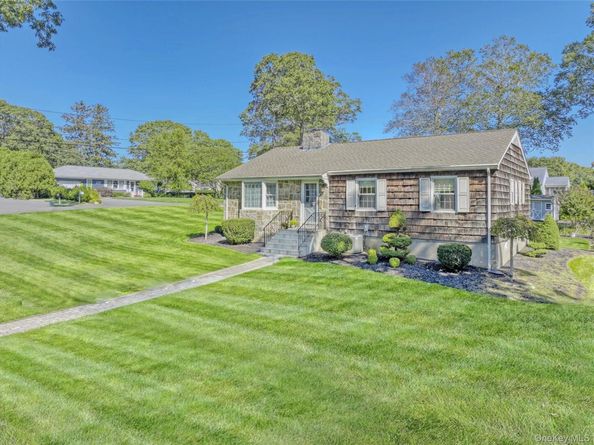 750 Mayflower Road, Mattituck NY 11952