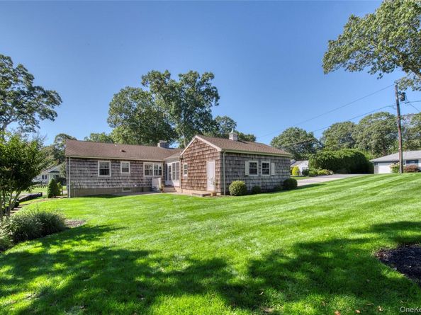750 Mayflower Road, Mattituck NY 11952