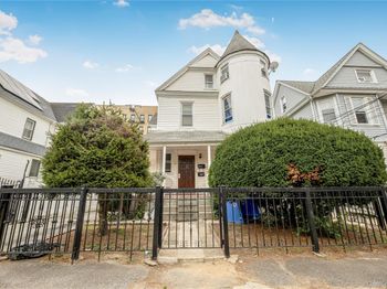 38 Carroll Street
