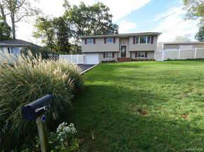 20 Whitestone Road 1486, Sound Beach NY 11789