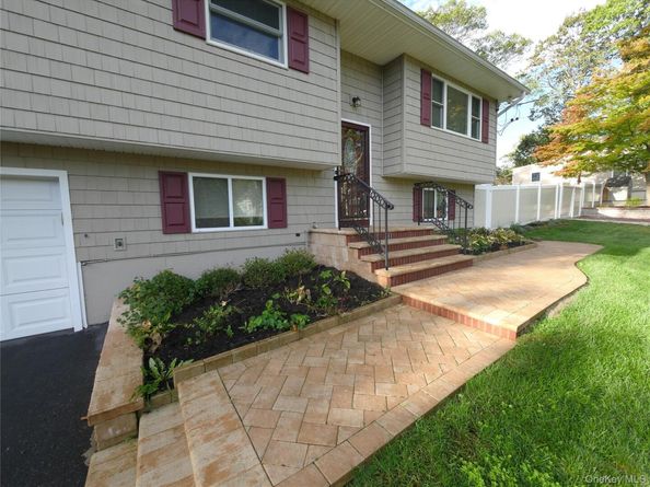 20 Whitestone Road 1486, Sound Beach NY 11789