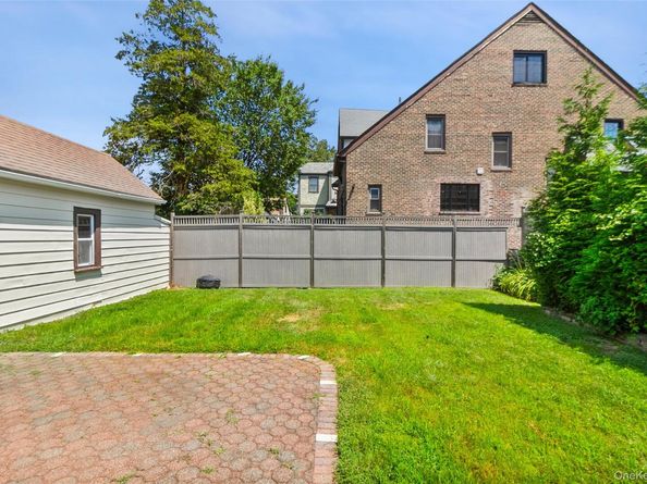 11 Crawford Street, Yonkers NY 10705