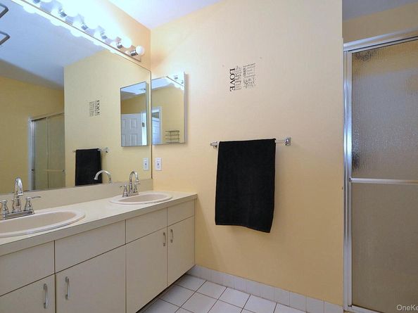 91 Broadlawn Drive, Central Islip NY 11722