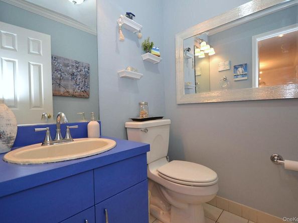 91 Broadlawn Drive, Central Islip NY 11722