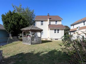 437 Ray Street, Freeport NY 11520