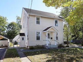 437 Ray Street, Freeport NY 11520