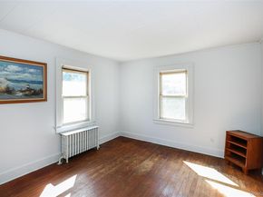 437 Ray Street, Freeport NY 11520