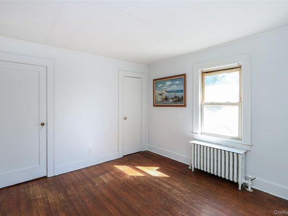 437 Ray Street, Freeport NY 11520