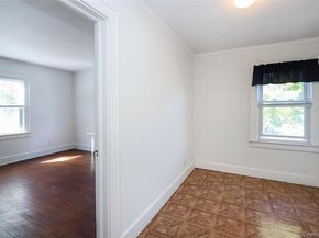 437 Ray Street, Freeport NY 11520