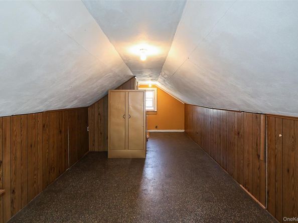 437 Ray Street, Freeport NY 11520
